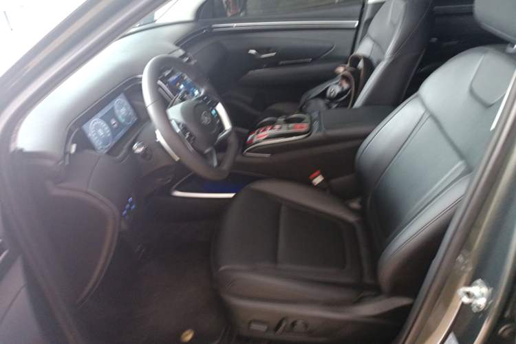 Used Hyundai Tucson 2021 Tucson L 1.5T DCT Luxury Prestige Edition Left Front Seat
