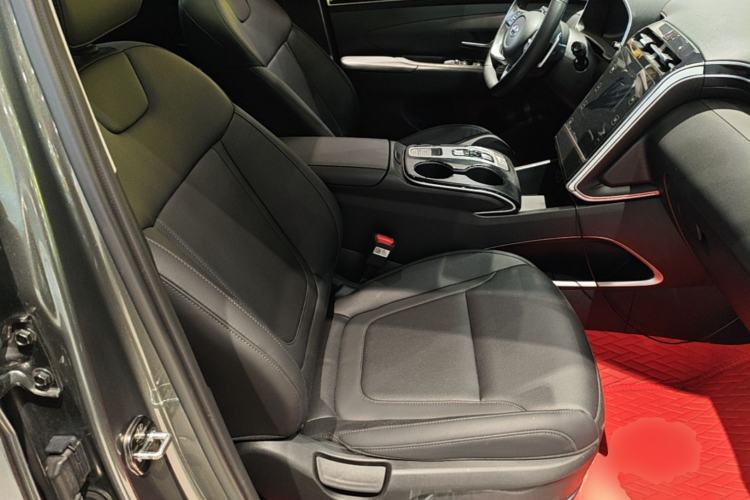 Used Hyundai Tucson 2021 Tucson L 1.5T DCT GLX Elite Edition Right Front Seat
