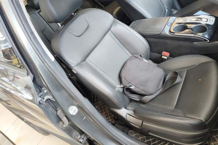 Used Hyundai Tucson 2021 Tucson L 1.5T DCT GLX Elite Edition Right Front Seat