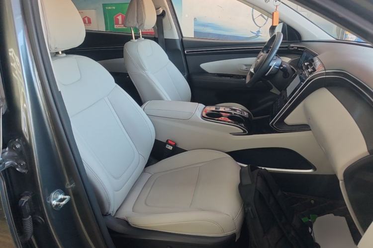 Used Hyundai Tucson 2021 Tucson L 1.5T DCT Luxury Prestige Edition Right Front Seat