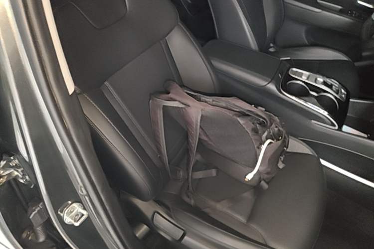 Used Hyundai Tucson 2021 Tucson L 1.5T DCT GLX Elite Edition Right Front Seat
