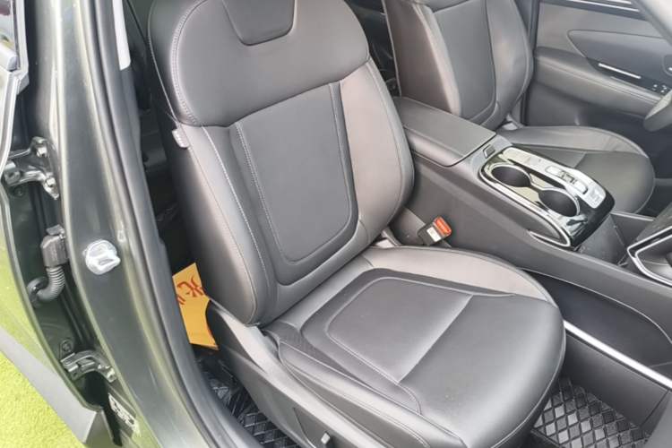 Used Hyundai Tucson 2021 Tucson L 1.5T DCT Luxury Prestige Edition Right Front Seat