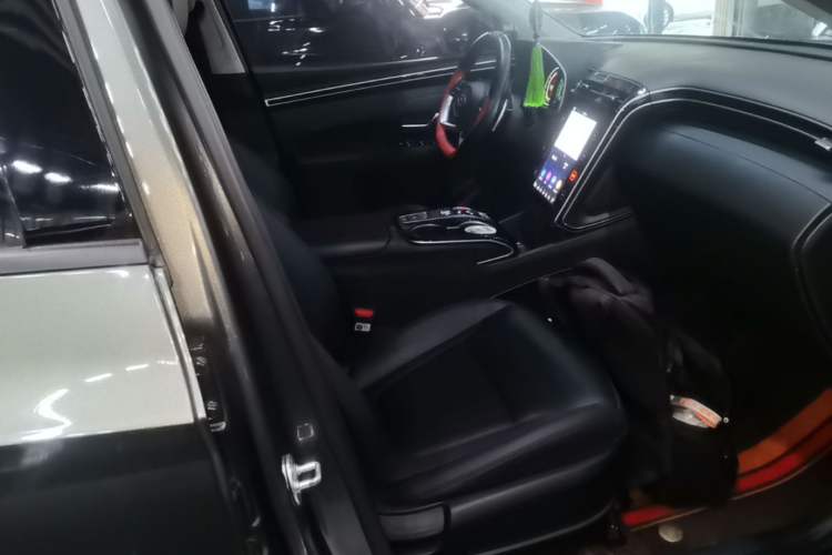 Used Hyundai Tucson 2021 Tucson L 1.5T DCT GLX Elite Edition Right Front Seat
