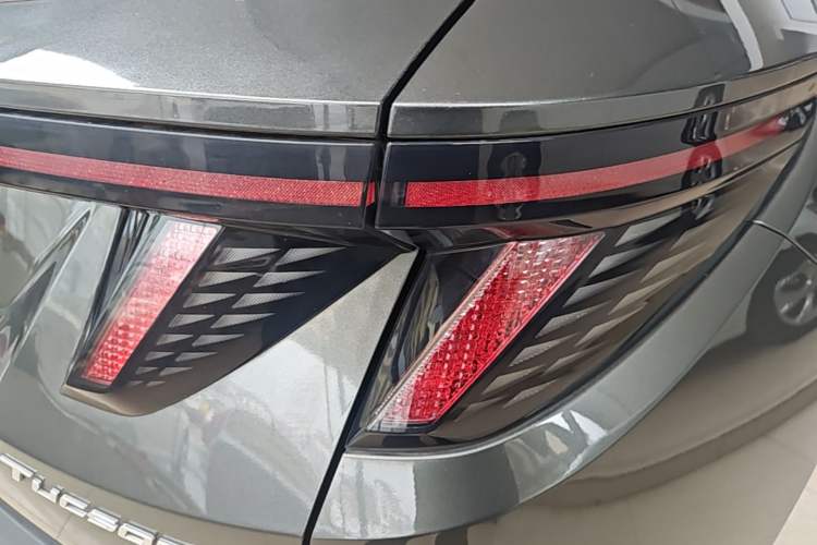 Used Hyundai Tucson 2021 Tucson L 1.5T DCT Luxury Prestige Edition Right Rear Taillight