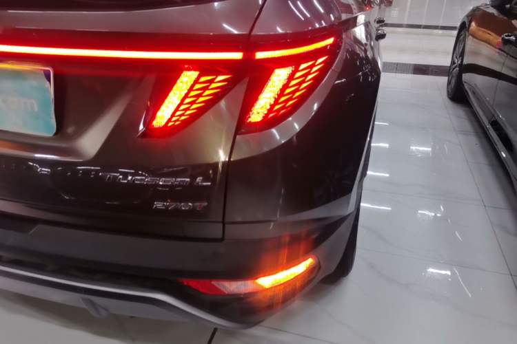 Used Hyundai Tucson 2021 Tucson L 1.5T DCT GLX Elite Edition Right Rear Taillight