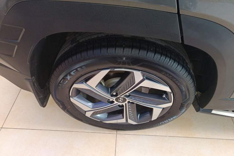 Used Hyundai Tucson 2021 Tucson L 1.5T DCT Luxury Prestige Edition Right Rear Wheel Hub