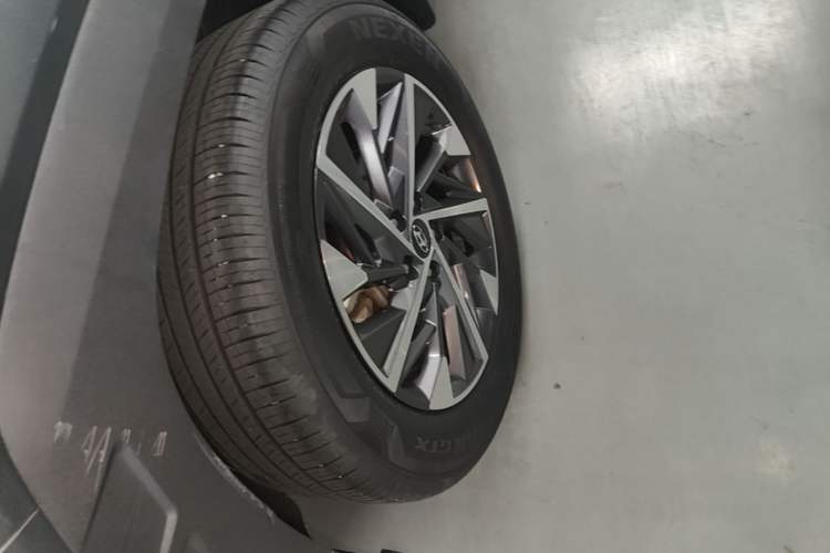 Used Hyundai Tucson 2021 Tucson L 1.5T DCT GLX Elite Edition Right Rear Wheel Hub