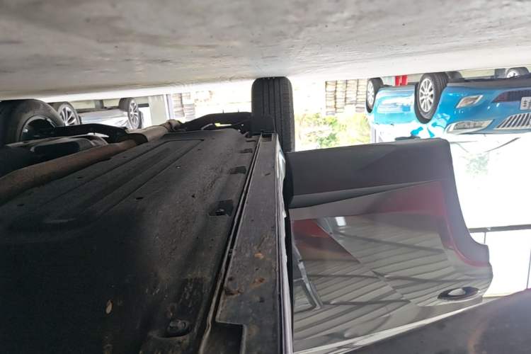 Used Hyundai Tucson 2021 Tucson L 1.5T DCT GLX Elite Edition Right Side Sill