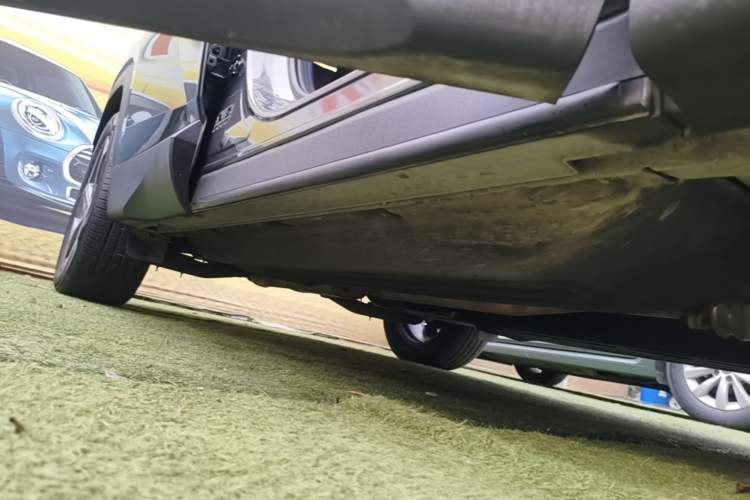 Used Hyundai Tucson 2021 Tucson L 1.5T DCT Luxury Prestige Edition Right Side Sill