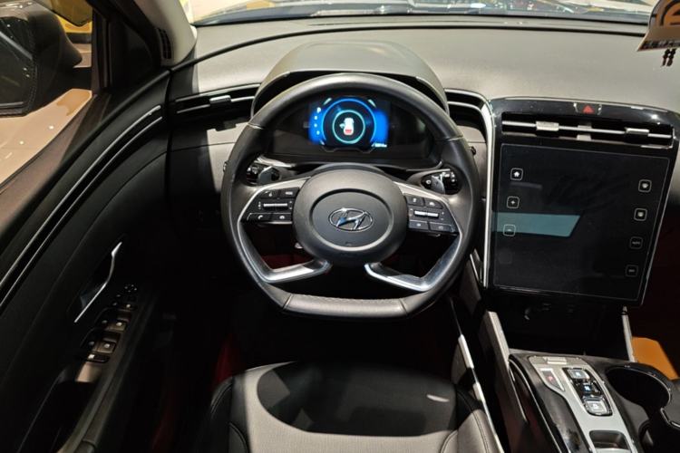 Used Hyundai Tucson 2021 Tucson L 1.5T DCT GLX Elite Edition Steering Wheel