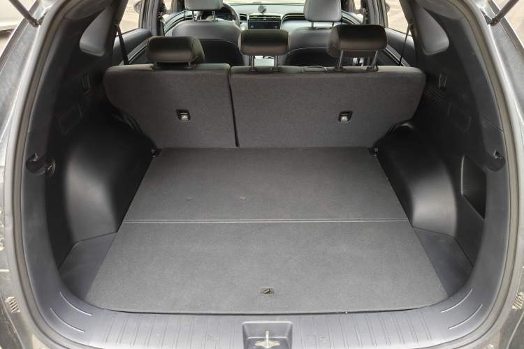 Used Hyundai Tucson 2021 Tucson L 1.5T DCT GLX Elite Edition Trunk