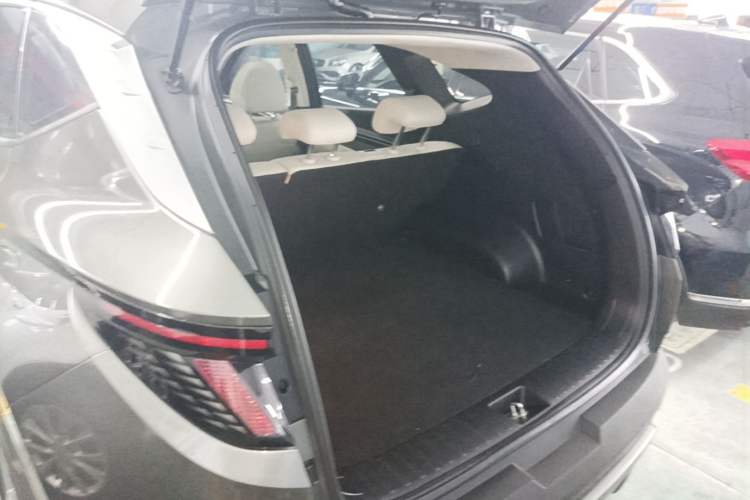 Used Hyundai Tucson 2021 Tucson L 1.5T DCT Luxury Prestige Edition Trunk