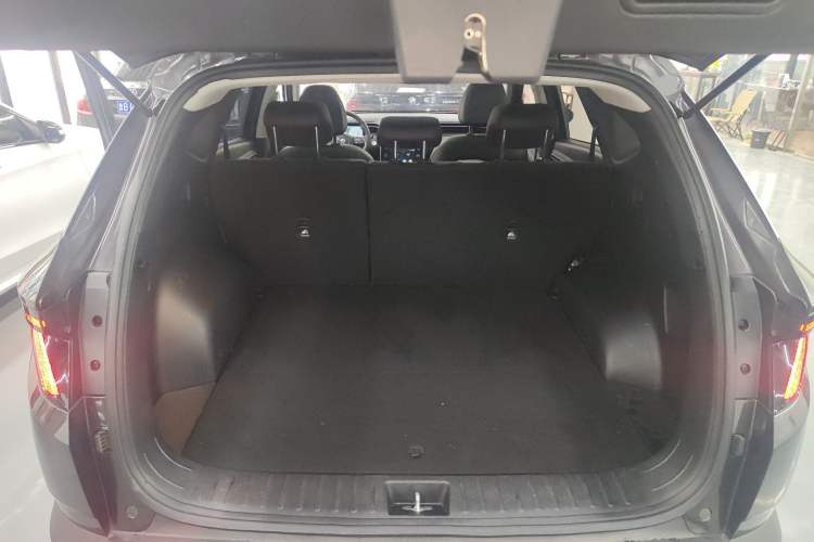 Used Hyundai Tucson 2021 Tucson L 1.5T DCT Luxury Prestige Edition Trunk