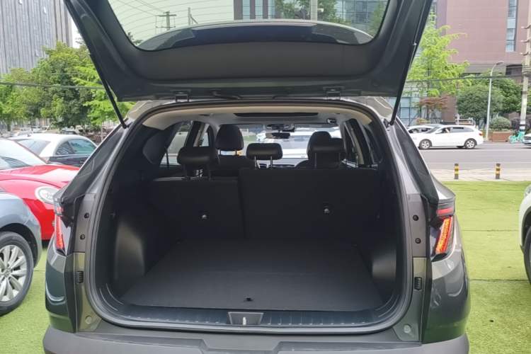 Used Hyundai Tucson 2021 Tucson L 1.5T DCT Luxury Prestige Edition Trunk
