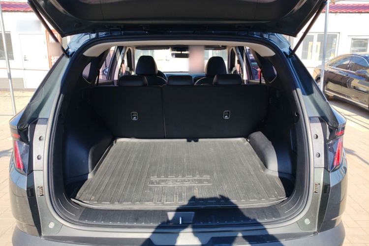 Used Hyundai Tucson 2021 Tucson L 1.5T DCT GLX Elite Edition Trunk