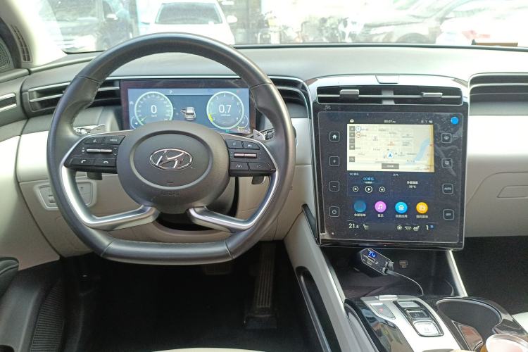 Used Hyundai Tucson 2021 Tucson L 1.5T DCT Luxury Prestige Edition Center Console
