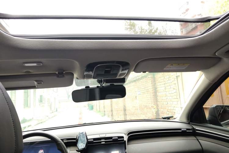 Used Hyundai Tucson 2021 Tucson L 1.5T DCT Luxury Prestige Edition Headliner