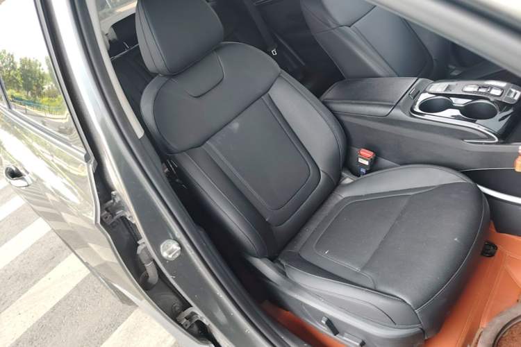 Used Hyundai Tucson 2021 Tucson L 1.5T DCT Luxury Prestige Edition Right Front Seat