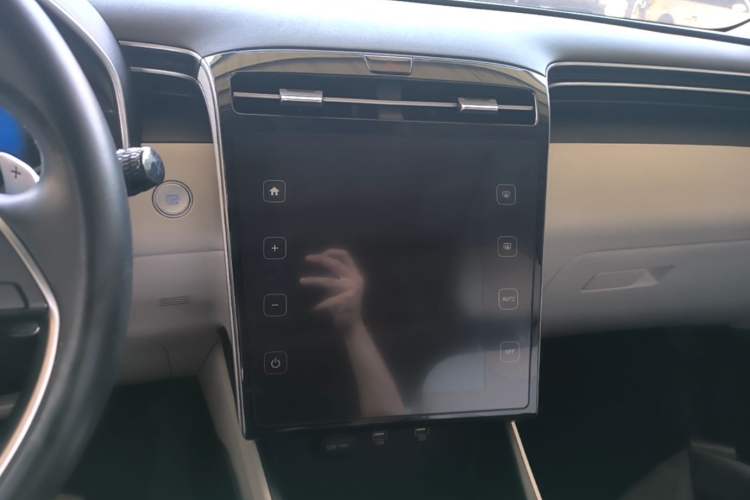 Used Hyundai Tucson 2021 Tucson L 1.5T DCT GLX Elite Edition Audio And AC Panel