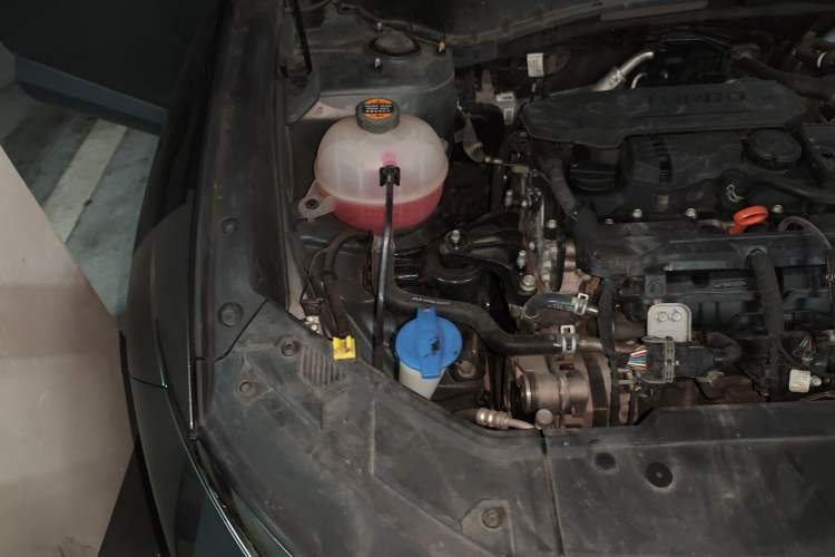 Used Hyundai Tucson 2021 Tucson L 1.5T DCT Luxury Prestige Edition Engine Bay Right