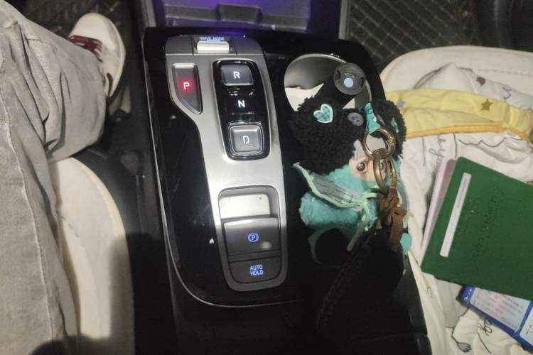Used Hyundai Tucson 2021 Tucson L 1.5T DCT GLX Elite Edition Gear Lever