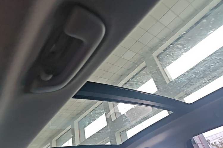 Used Hyundai Tucson 2021 Tucson L 1.5T DCT GLX Elite Edition Headliner