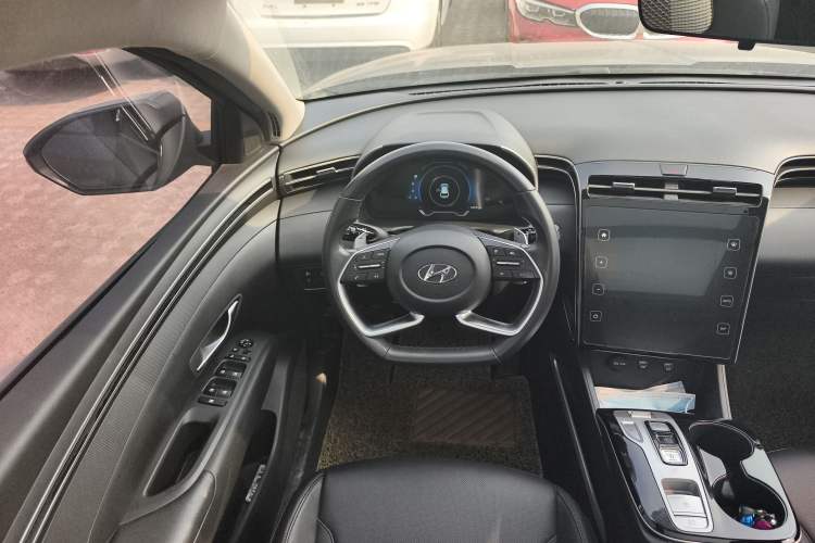 Used Hyundai Tucson 2021 Tucson L 1.5T DCT GLX Elite Edition Steering Wheel
