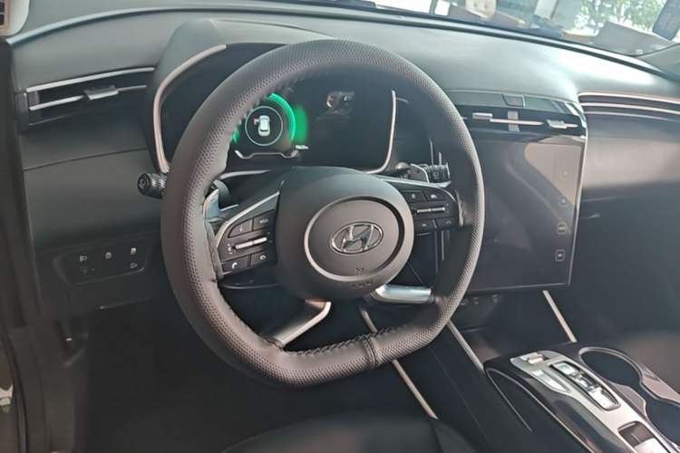 Used Hyundai Tucson 2021 Tucson L 1.5T DCT GLX Elite Edition Steering Wheel