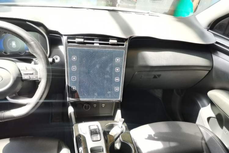 Used Hyundai Tucson 2021 Tucson L 1.5T DCT GLX Elite Edition Audio And AC Panel