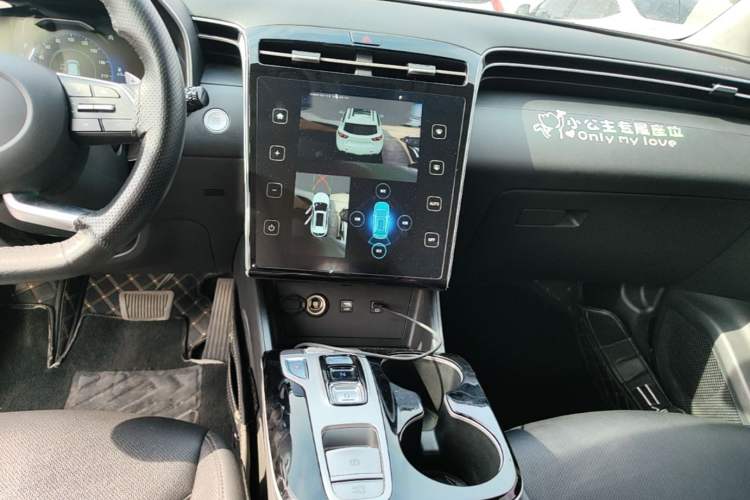 Used Hyundai Tucson 2021 Tucson L 1.5T DCT GLX Elite Edition Audio And AC Panel