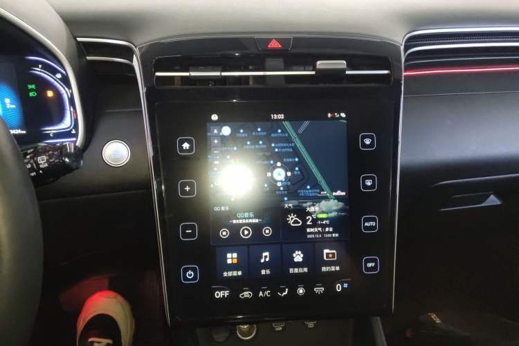 Used Hyundai Tucson 2021 Tucson L 1.5T DCT GLX Elite Edition Audio And AC Panel