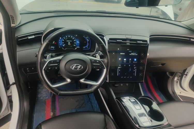Used Hyundai Tucson 2021 Tucson L 1.5T DCT GLX Elite Edition Center Console