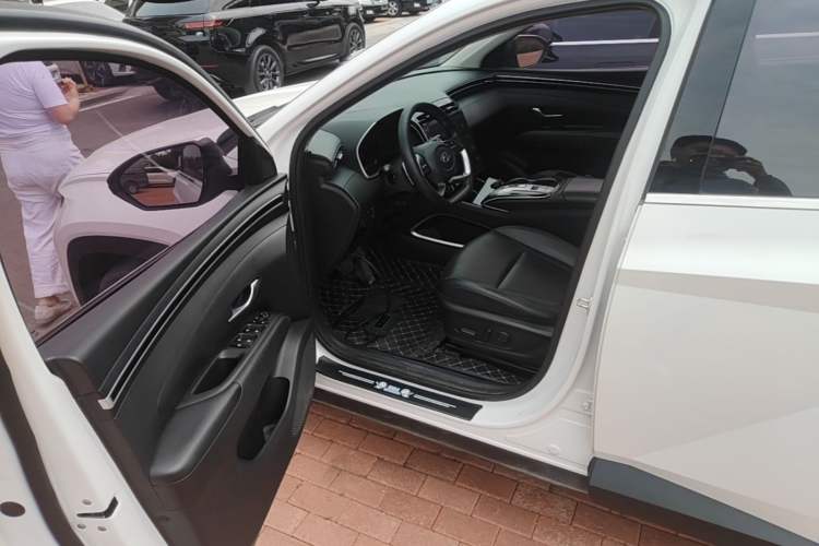 Used Hyundai Tucson 2021 Tucson L 1.5T DCT GLX Elite Edition Driver Seat