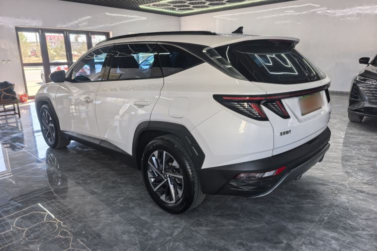 Used Hyundai Tucson 2021 Tucson L 1.5T DCT GLX Elite Edition Exterior 3