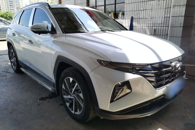 Used Hyundai Tucson 2021 Tucson L 1.5T DCT GLX Elite Edition Front Right 45 Deg