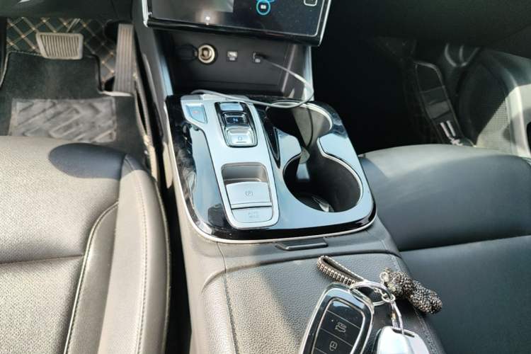 Used Hyundai Tucson 2021 Tucson L 1.5T DCT GLX Elite Edition Gear Lever