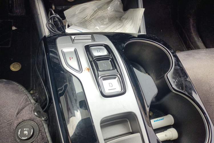 Used Hyundai Tucson 2021 Tucson L 1.5T DCT GLX Elite Edition Gear Lever