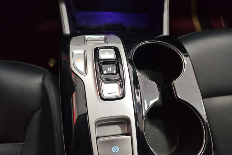 Used Hyundai Tucson 2021 Tucson L 1.5T DCT Luxury Prestige Edition Gear Lever