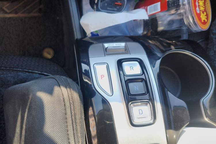 Used Hyundai Tucson 2021 Tucson L 1.5T DCT GLX Elite Edition Gear Lever