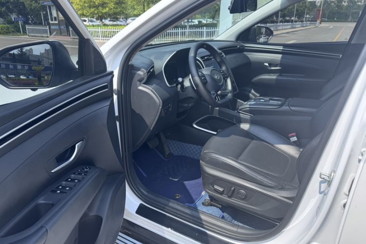 Used Hyundai Tucson 2021 Tucson L 1.5T DCT GLX Elite Edition Interior 2