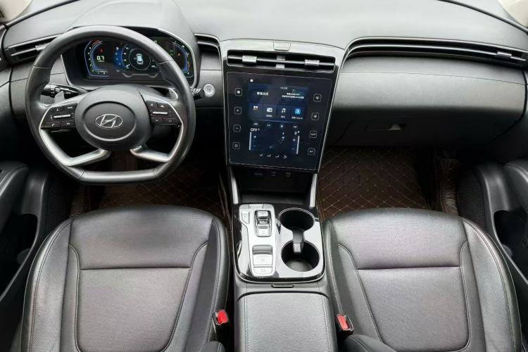 Used Hyundai Tucson 2021 Tucson L 1.5T DCT GLX Elite Edition Interior 2