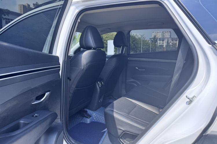 Used Hyundai Tucson 2021 Tucson L 1.5T DCT GLX Elite Edition Interior 3