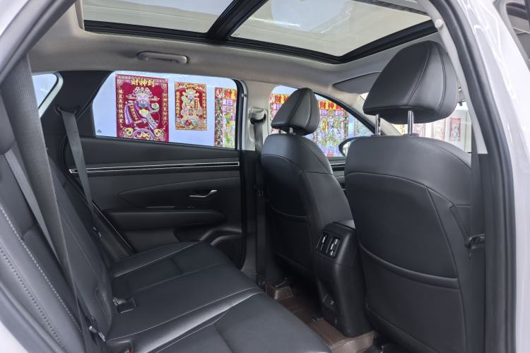 Used Hyundai Tucson 2021 Tucson L 1.5T DCT GLX Elite Edition Interior 3