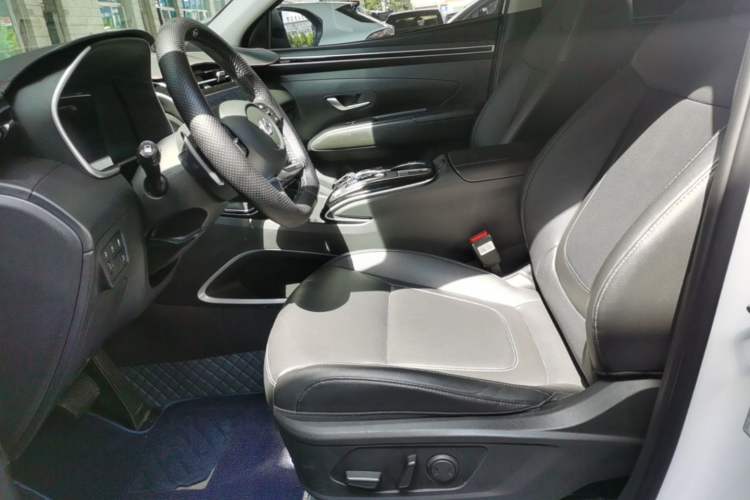 Used Hyundai Tucson 2021 Tucson L 1.5T DCT GLX Elite Edition Left Front Seat