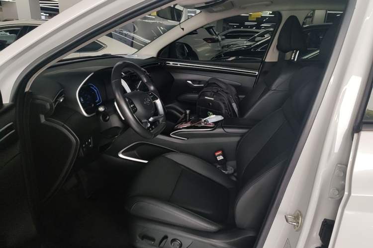 Used Hyundai Tucson 2021 Tucson L 1.5T DCT GLX Elite Edition Left Front Seat