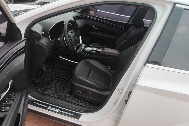Used Hyundai Tucson 2021 Tucson L 1.5T DCT GLX Elite Edition Left Front Seat