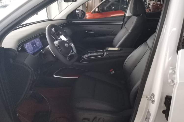 Used Hyundai Tucson 2021 Tucson L 1.5T DCT Luxury Prestige Edition Left Front Seat