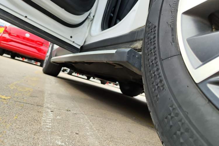 Used Hyundai Tucson 2021 Tucson L 1.5T DCT GLX Elite Edition Left Side Sill