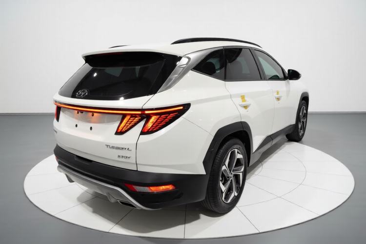 Used Hyundai Tucson 2021 Tucson L 1.5T DCT Luxury Prestige Edition Rear Right 45 Deg