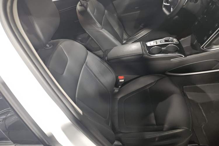 Used Hyundai Tucson 2021 Tucson L 1.5T DCT GLX Elite Edition Right Front Seat